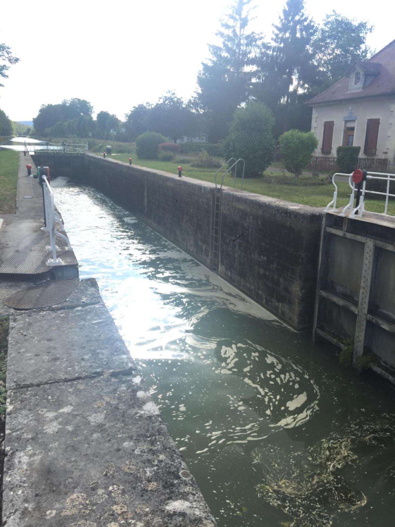 Ferienwohnung Les Ouches Fleurey-sur-Ouche Exterior foto